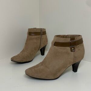 Women’s Tan Ankle Booties